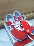 ขายรองเท้า New balance 574 yacht club สีแดง