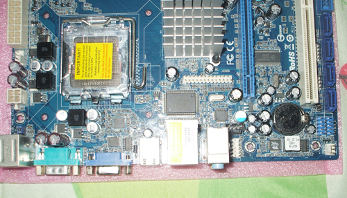 ขายด่วน เมนบอร์ด 775 Asrock g31m-vs2 (ของใหม่) รูปที่ 5