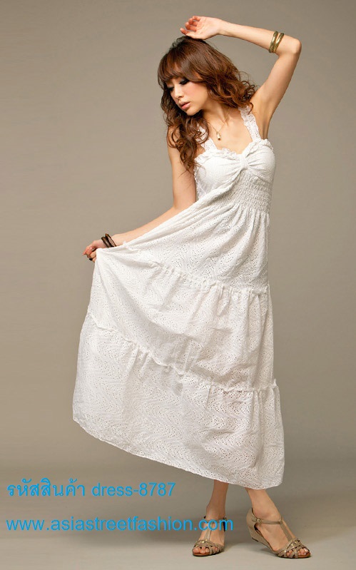 maxi dress - ชุดเดรสยาวสายเดี่ยว ผ้าคอตตอน ใส่ไปงานแต่ง จับสม๊อกช่วงหน้าอก สีขาว สามารถใส่ออกงาน น่ารัก สวยมากๆ ค่ะ (พรีออเดอร์)  รูปที่ 1