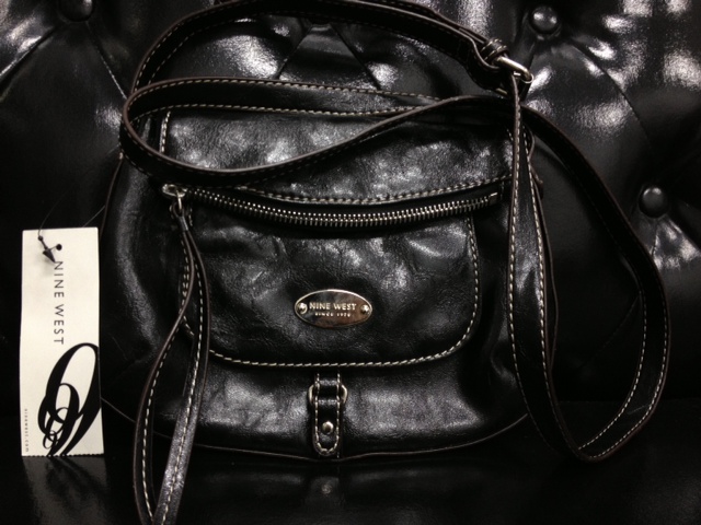Nine West Flappy Mini Crossbody Bag รูปที่ 3