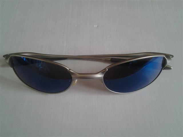 Vintage Oakley e wire 2.1 Light/ Ice iridium Rare !! รูปที่ 1