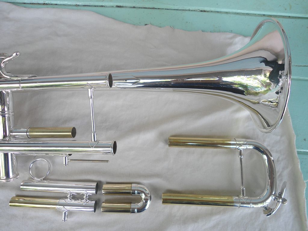 ขายรุ่นยอดนิยม Bach Stradivarius trumpet model 37 สภาพนางฟ้าครับ รูปที่ 4
