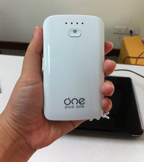 888-B : แบตสำรอง Power Bank 7800 mAh รูปที่ 1