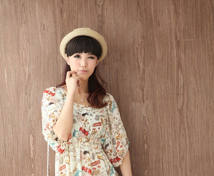 เสื้อเดรสสั้นลายสตรีการ์ตูนกราฟฟิค เวอร์ชั่นเกาหลี พร้อมส่ง รูปที่ 2