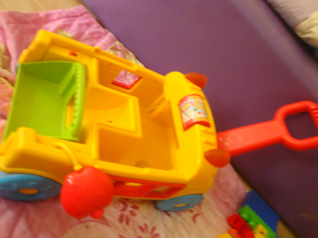 รถลาก นั่งได้ ขนาดใหญ่ สำหรับเด็ก fisher price รูปที่ 3