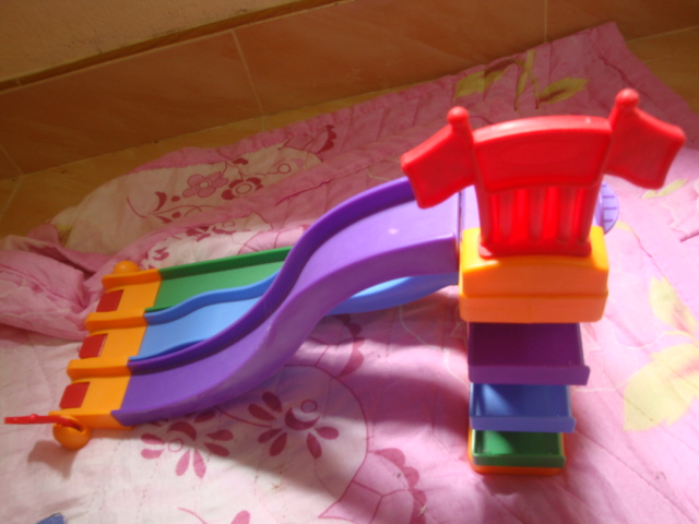 รถแข่ง 3 คัน พร้อมลู่วิ่งรถ fisher price รูปที่ 3