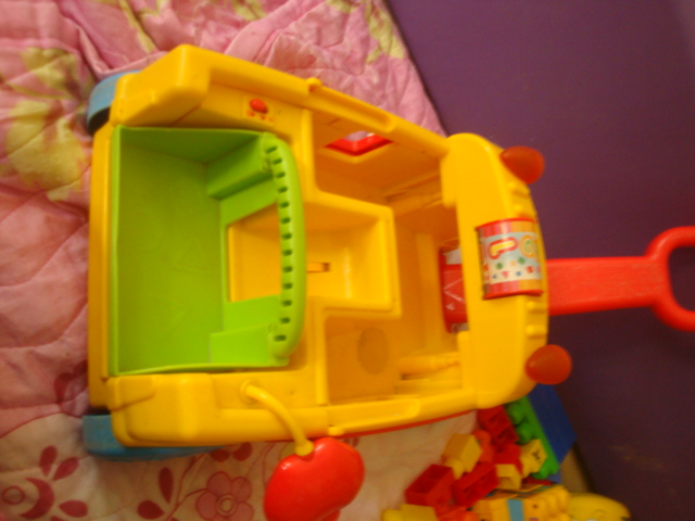 รถลาก นั่งได้ ขนาดใหญ่ สำหรับเด็ก fisher price รูปที่ 4
