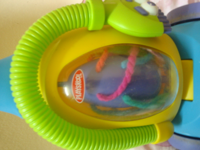ของเล่นเลียนแบบเครื่องดูดฝุ่นทั้งรูปและเสียง playskool รูปที่ 3