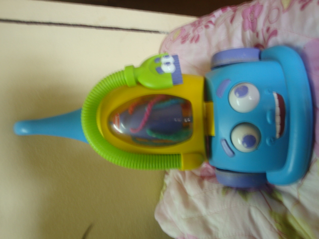 ของเล่นเลียนแบบเครื่องดูดฝุ่นทั้งรูปและเสียง playskool รูปที่ 5