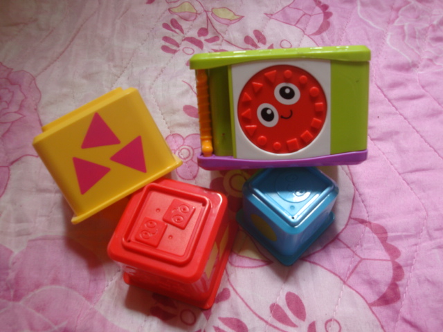 ของเล่นเสริมทักษะการวาง FISHER PRICE รูปที่ 4