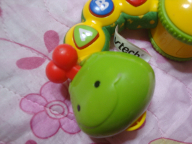 ของเล่นเด็ก ABC มีล้อเลื่อนเหมือนรถ  แบรนด์ VTECH รูปที่ 3