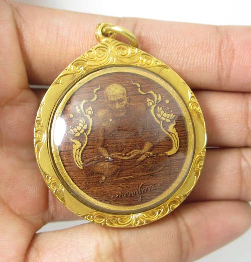 หลวงพ่อทวด +พระพิคเณศ เลี่ยมทอง 90 นน. 8.10 g รูปที่ 5