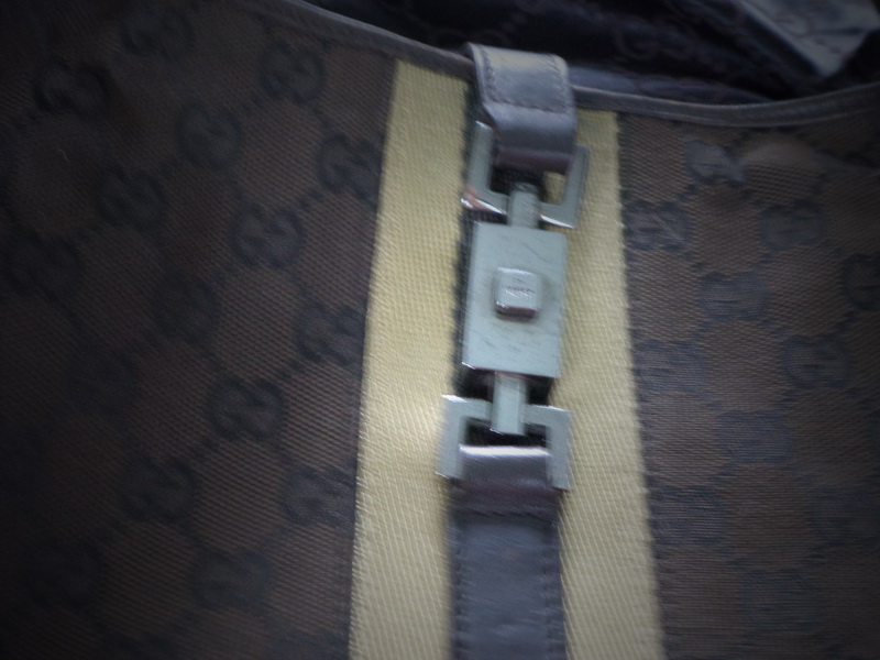 กระเป๋า Gucci แท้ 100% ราคาไม่แพง รูปที่ 1