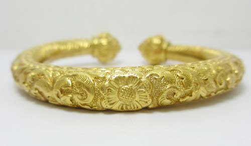 กำไลหัวบัว งานทองแกะลาย สวยมาก นน. 47.80 g รูปที่ 3