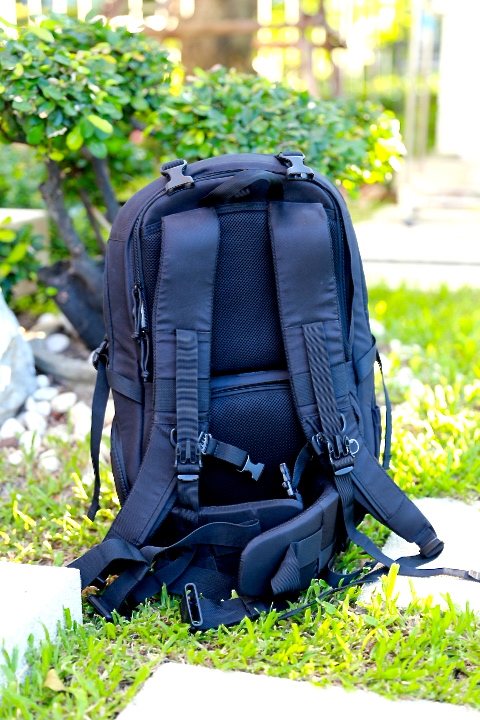 ขายกระเป๋ากล้อง Lowepro backpack รุ่น 40 anniversary ราคา 3,800 บาท สภาพตามรูปคัฟ รูปที่ 3