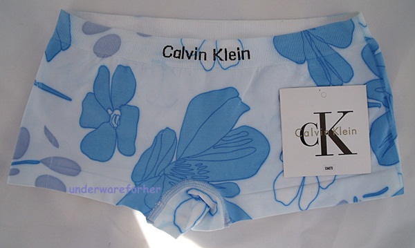 ขุดขั้นในผู้หญิง CK สีฟ้าขาวลายดอกไม้  รูปที่ 4