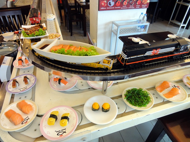 ขายสายพานซูชิจานหมุน+รถไฟส่งอาหาร พร้อมอุปกรณ์ทั้งหมด รูปที่ 5