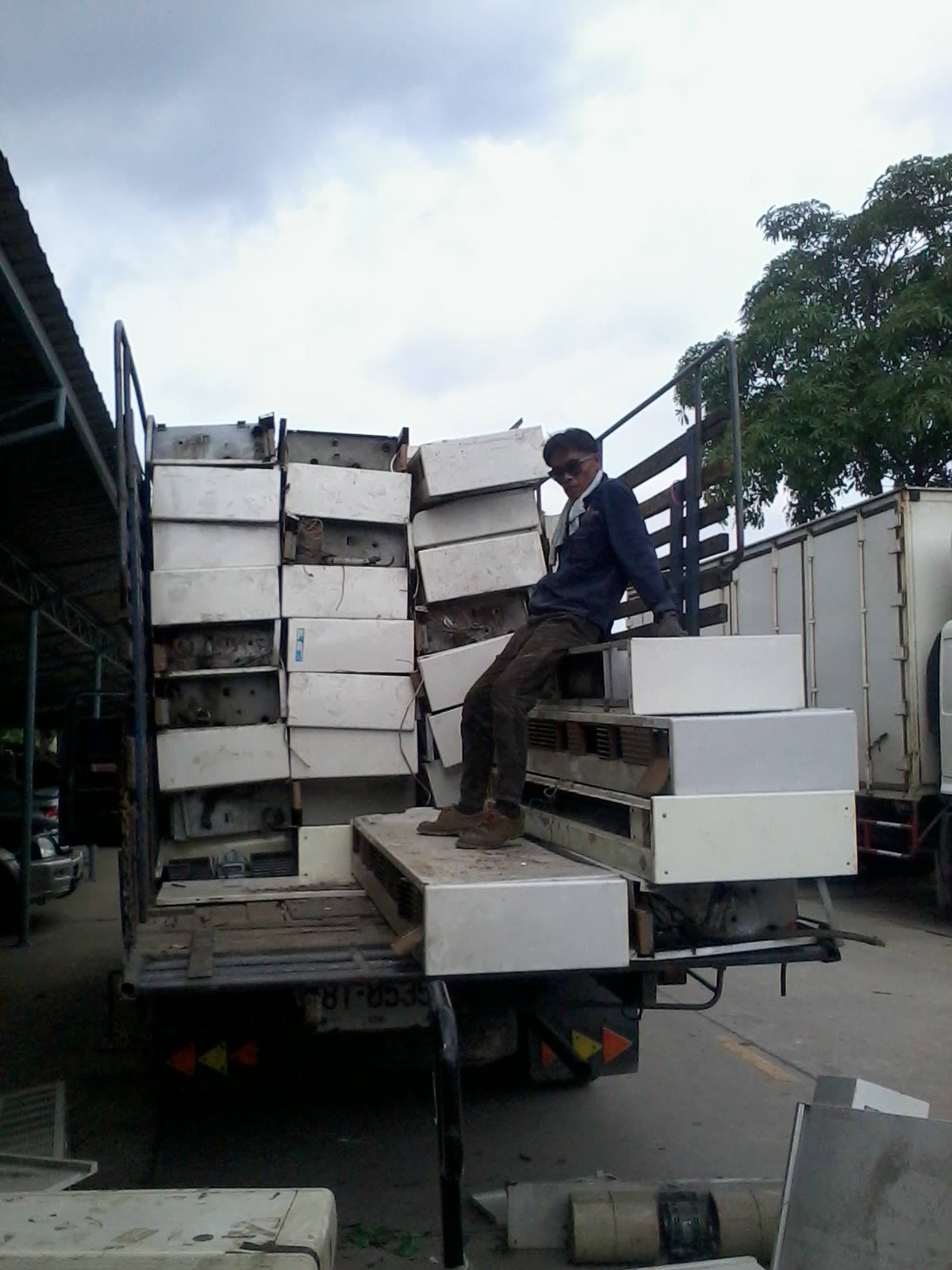 รับซื้อของเก่า รับประมูลของเก่า รับประมูลโรงงาน กิจการต่างๆ ของเลิกหรือปิดกิจการ หม้อแปลงไฟฟ้า                    รูปที่ 3