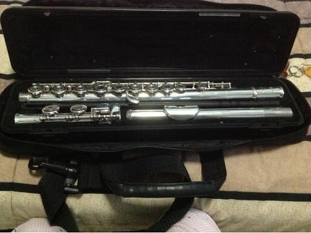 ขาย flute yamaha 381 รูปที่ 1