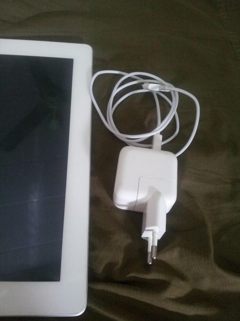 ขาย IPad2 3G WIFI 32G สีขาว สภาพสวย 7500 รูปที่ 5