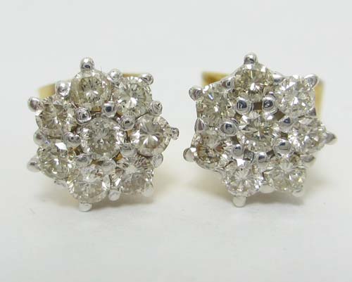 ต่างหู หยก สีเขียวเข้ม ล้อมเพชร 0.65 ct. นน. 3.20 g รูปที่ 5