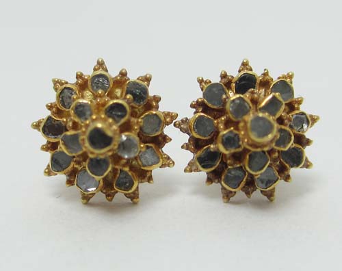 ต่างหู หยก สีเขียวเข้ม ล้อมเพชร 0.65 ct. นน. 3.20 g รูปที่ 7