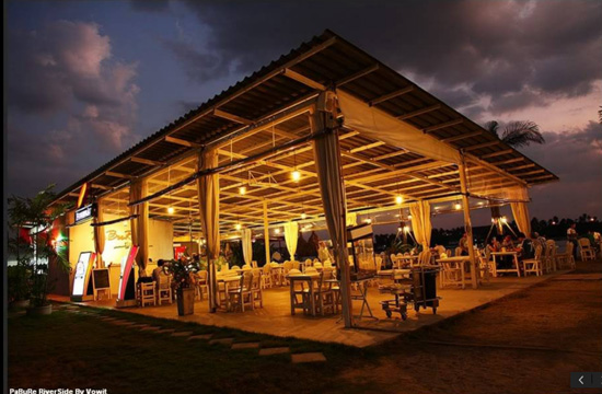ร้านปลาบุรี บรรยากาศริมแม่น้ำ ความโรแมนติกที่มาพร้อมกับความอร่อย รูปที่ 5