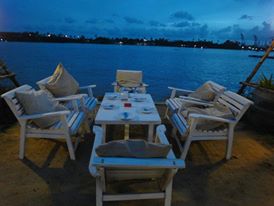 ร้านปลาบุรี บรรยากาศริมแม่น้ำ ความโรแมนติกที่มาพร้อมกับความอร่อย รูปที่ 6