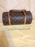 กระเป๋า Louis Vuitton ของแท้ รุ่น Papillon ลาย Monogram มือสองสภาพดีมาก