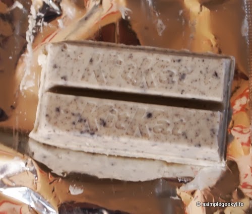  Kitkat คุ้กกี้แอนด์ครีม, คิทแคทคุ้กกี้แอนด์ครีม, Kitkat Cookies and Cream แพ็ค 13 ซอง (พร้อมส่ง) รูปที่ 7