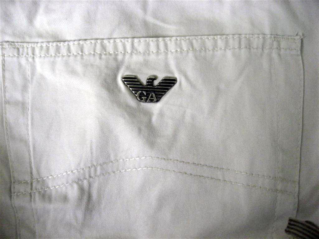 Armani Jeans ผ้ายีนส์บางสีครีมอ่อน Made in Italy Size34