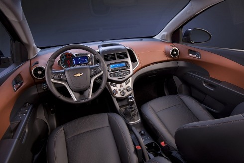 SONIC เชฟโรเลต โซนิค 4 5 ประตู ฟรีดาวน์ ฟรีประกัน ด่วน รูปที่ 4