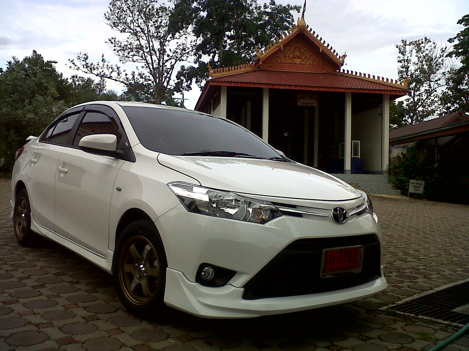 รถตู้น่าน เช่ารถตู้น่าน รถเช่าสนามบินน่าน รถตู้เที่ยวน่าน 0861852056 ราคามิตรภาพ รูปที่ 3