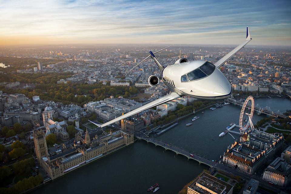บริการเครื่องบินเช่าเหมาลำขนาด 6 - 8 - 10 - 13 -19 -33  ที่นั่ง VIP Priate Jet Airplanes Services รูปที่ 3
