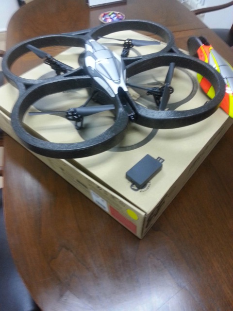 AR Drone 1.0 สภาพใหม่ ไม่มีรอย มีกล่อง อุปกรณ์ ครบ รูปที่ 6