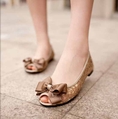 รองเท้าลูกไม้ สวยๆแฟชั่นเกาหลีส้นเตี้ยใหม่ นำเข้า - พรีออเดอร์GD4552