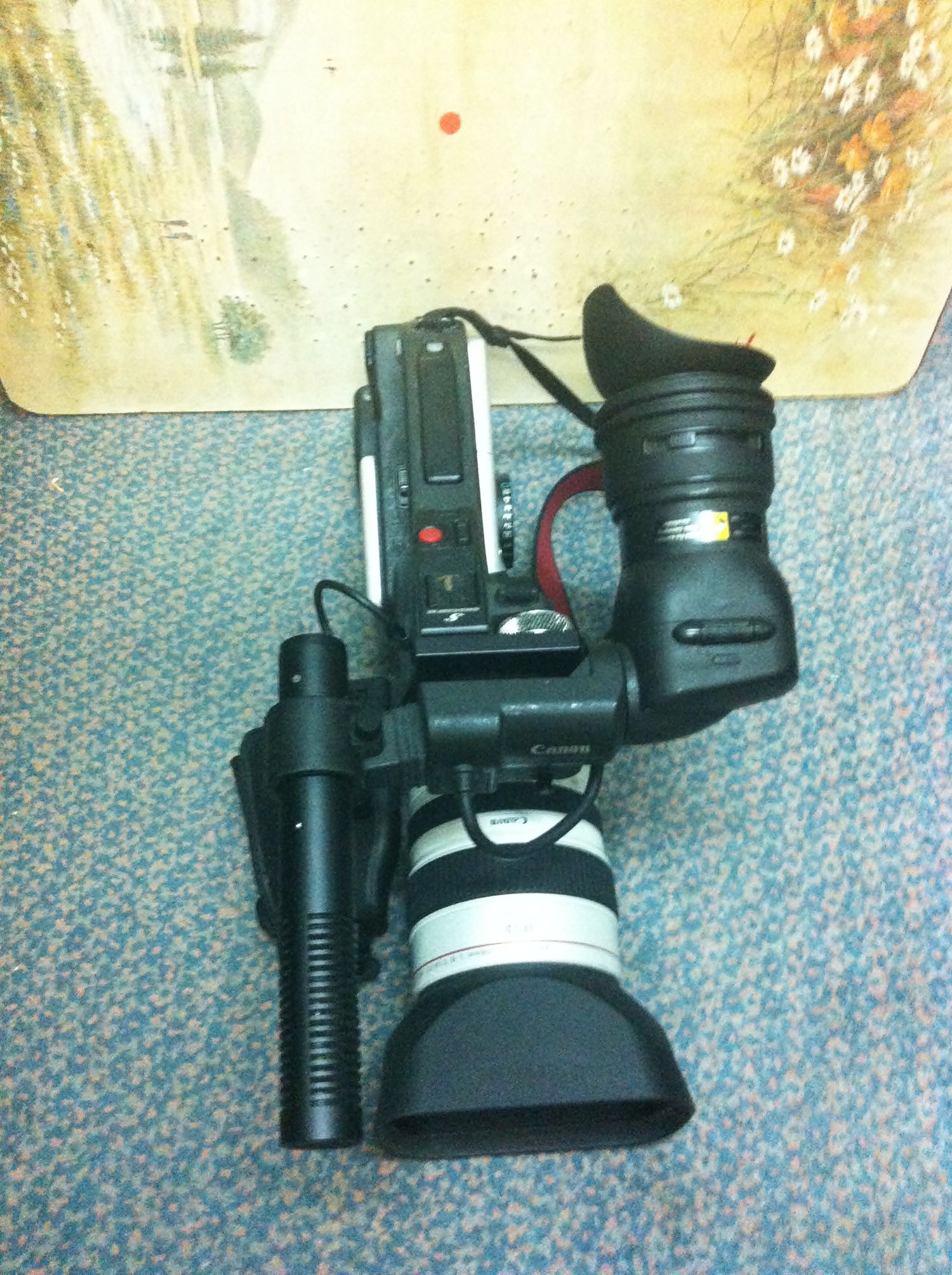ขาย!! กล้องวีดีโอ Canon XL2 พร้อม อุปกรณ์ ครบชุด!!!! รูปที่ 4