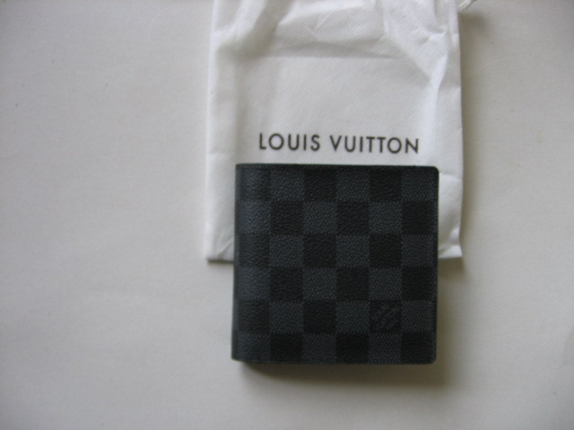 กระเป๋าเงิน Louis Vuitton , Gucci, Coach, Prada และยี่ห้อต่าง ลดราคาพิเศษ มีจำกัด รูปที่ 5