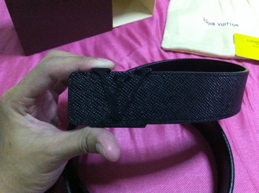 เข็มขัดหนัง Gucci เข็มขัดหนัง Taiga LV รูปที่ 3