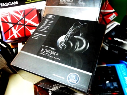 Tascam US-144 mkII Audio Interface และ หูฟัง AKG K 240 mkII Headphone รูปที่ 4