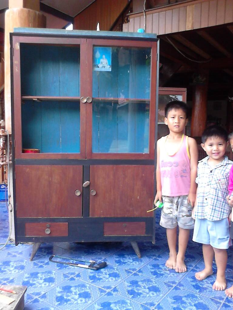ตู้ไม้สักเก่า รูปที่ 3