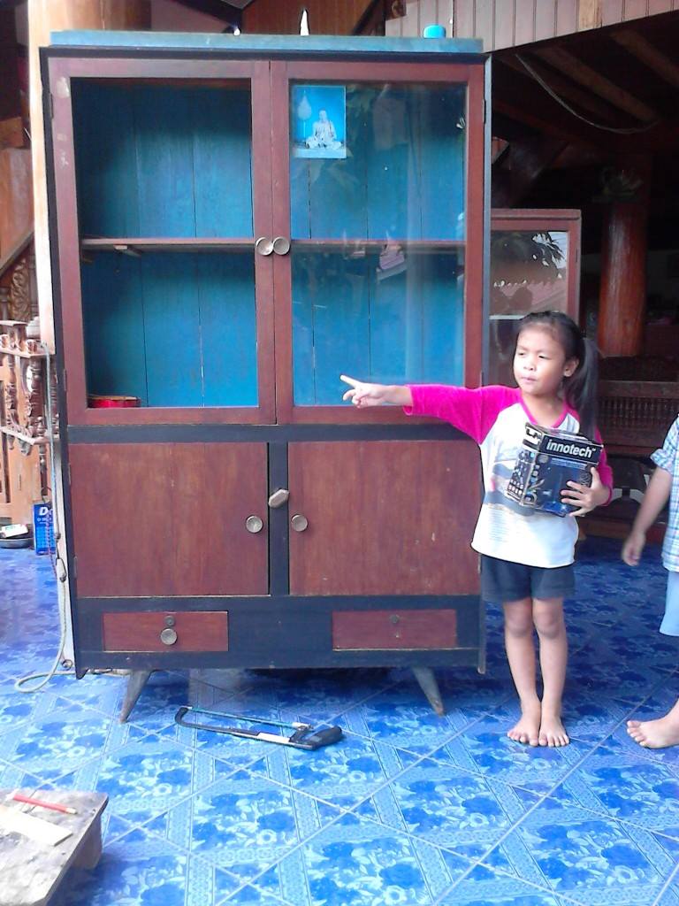 ตู้ไม้สักเก่า รูปที่ 2