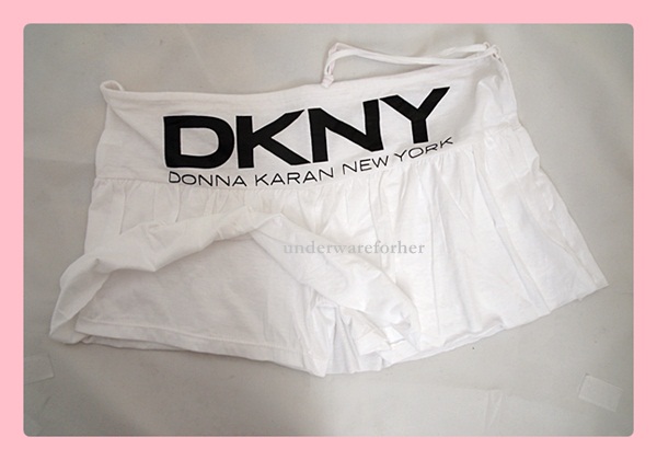 กางเกงกระโปรง DKNY สีขาว รูปที่ 1