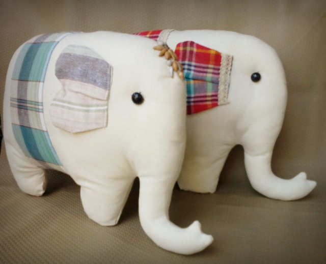 หมอนช้าง  Aroma Elephant Pillow รูปที่ 7