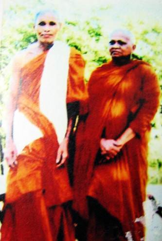 หลวงปู่สรวง เทวดาเล่นดิน ลูกตาเบ๊าะ พระเครื่องหลวงปู่สรวง ประวัติหลวงปู่สรวง รูปที่ 4