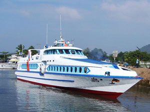 ขายเรือยอร์ชในแม่น้ำเจ้าพระยา บริการให้เช่าเรือยอร์ช พัทยา ภูเก็ต  สมุย  ติดต่อ คุณ บอย 086 - 347 – 4486  , 081-400-8047 รูปที่ 7
