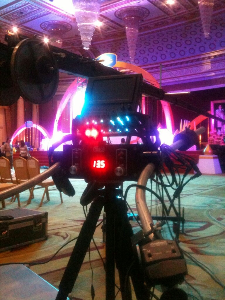รับถ่ายภาพทั่วราชอาณาจักร ทั้งภาพนิ่งและ VDO รามทั้งให้เช่า เครื่องโปรเจคเตอร์ จอLED เครน ราคาเป็นกันเอง  รูปที่ 4