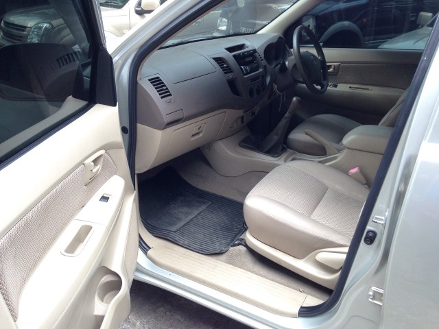 ขาย TOYOTA HILUX VIGO 2.5 E DOUBLE CAB ปี 2007 เกียร์ธรรมดา รูปที่ 5