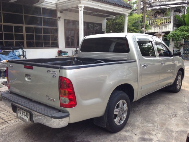ขาย TOYOTA HILUX VIGO 2.5 E DOUBLE CAB ปี 2007 เกียร์ธรรมดา รูปที่ 3