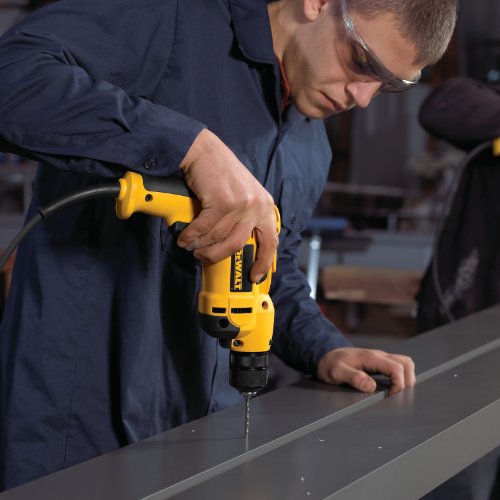 DEWALT DWD112 8.0 Amp 3/8-Inch VSR Pistol-Grip Drill with Keyless All-Metal Chuck ( Pistol Grip Drills ) รูปที่ 4